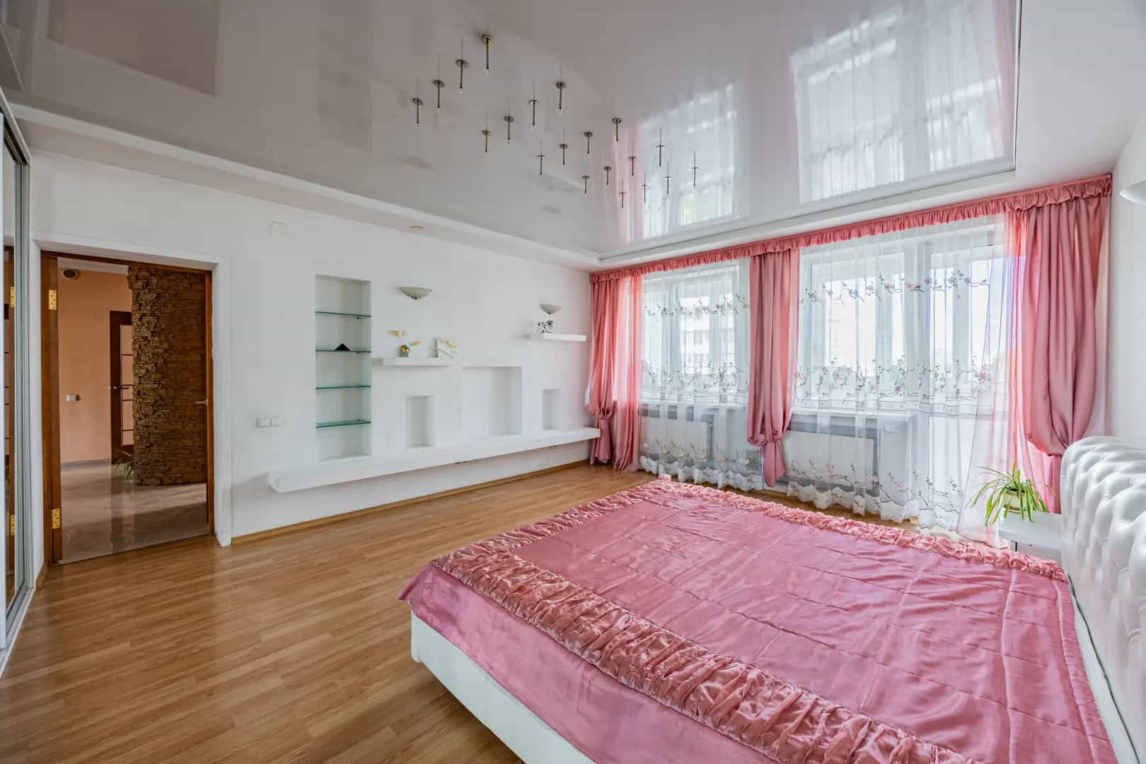 Беларусь, Минск, Логойский тракт, 19к4, фото 2