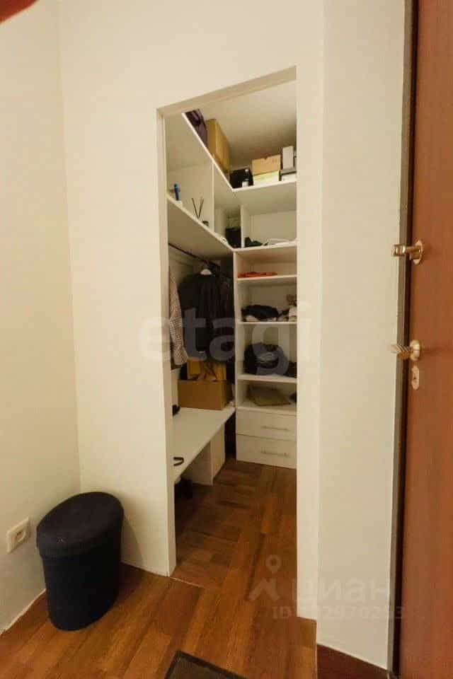 Россия, Тюмень, улица Мельникайте, 125Б, фото 9