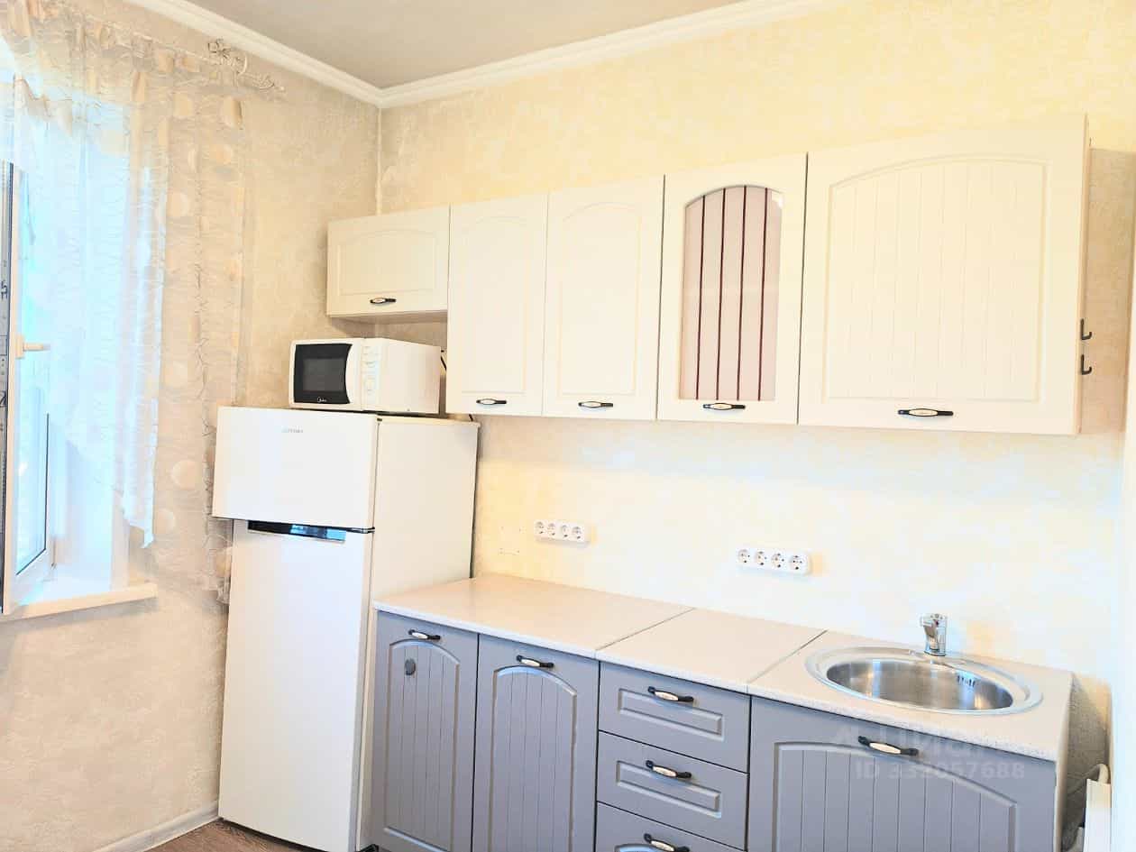 Россия, Алтайский край, Бийск, улица Максима Горького, 69/1, фото 2