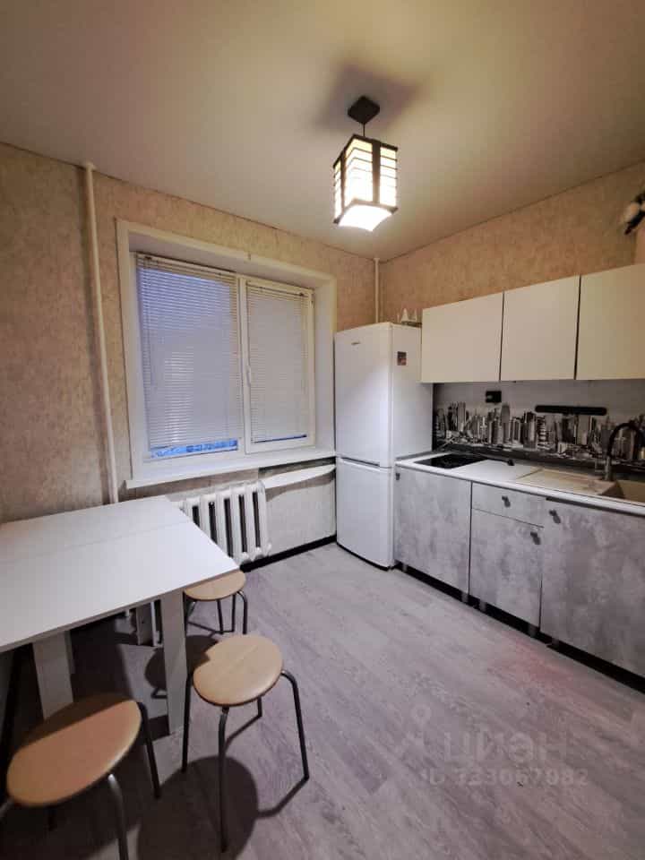 Россия, Саратовская область, Балаково, Трнавская улица, 77, фото 13