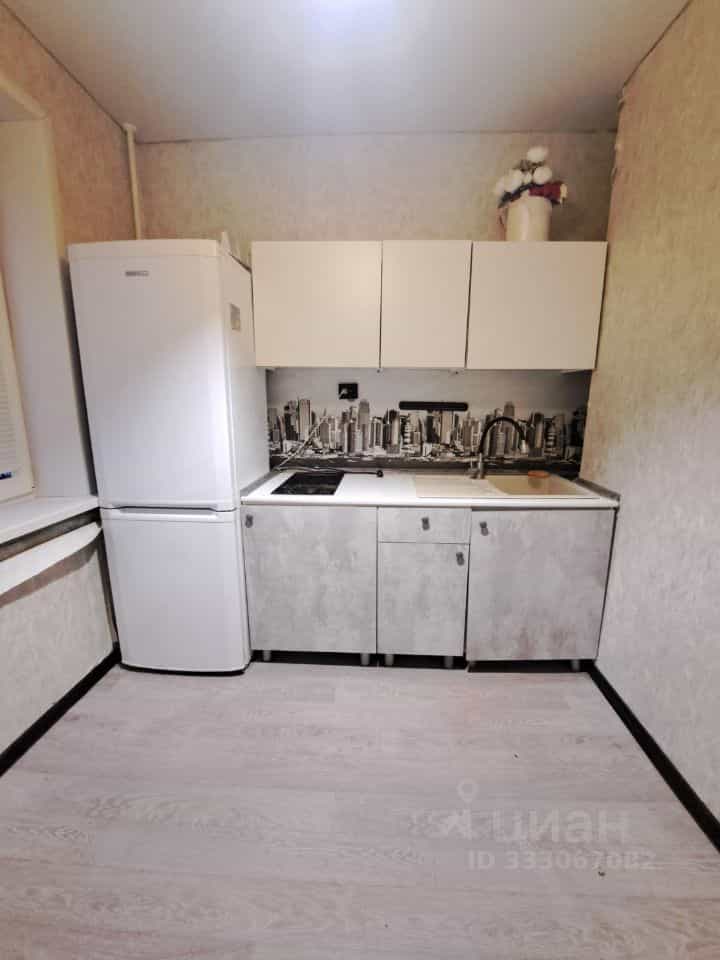 Россия, Саратовская область, Балаково, Трнавская улица, 77, фото 14