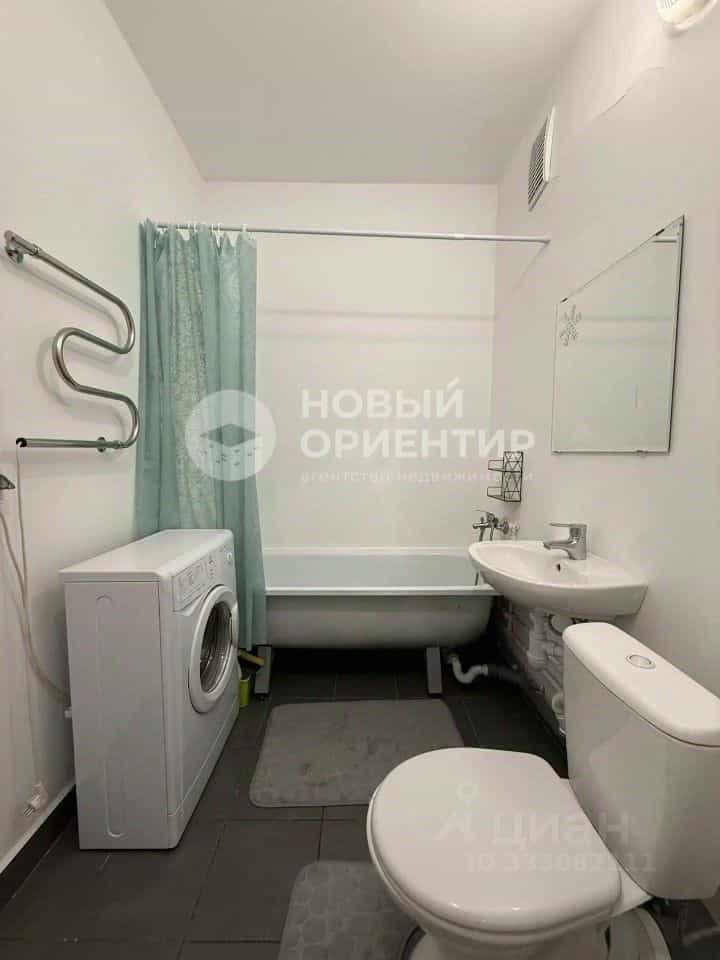 Россия, Свердловская область, Екатеринбург, улица Академика Парина, 38, фото 12