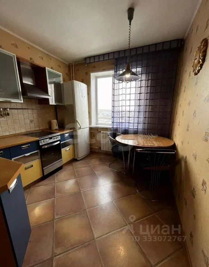 Россия, Красноярск, Светлогорская улица, 27