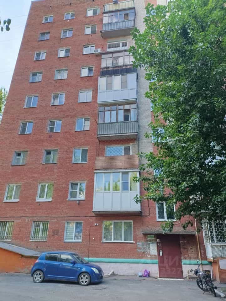 Россия, Омск, улица Энтузиастов, 33Б