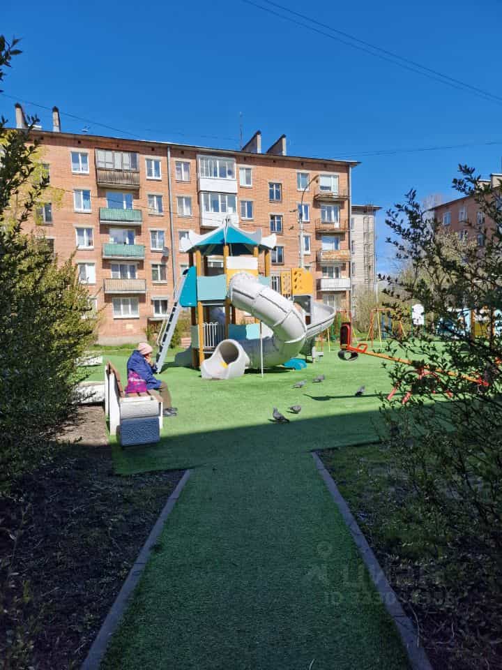 Россия, Санкт-Петербург, Кронштадт, Пролетарская улица, 18
