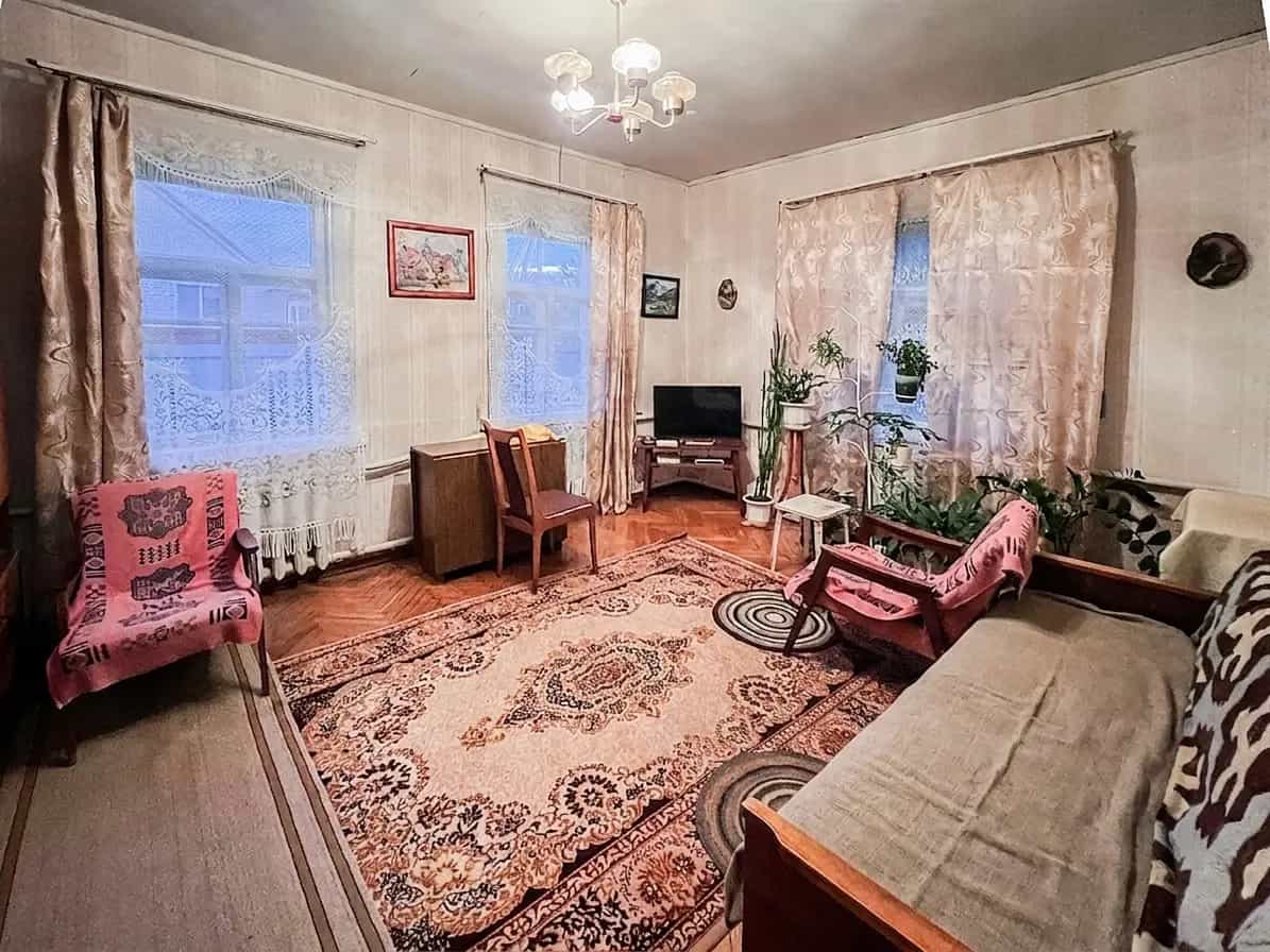 Беларусь, Минская область, Узда, улица Рокоссовского, 32, фото 6