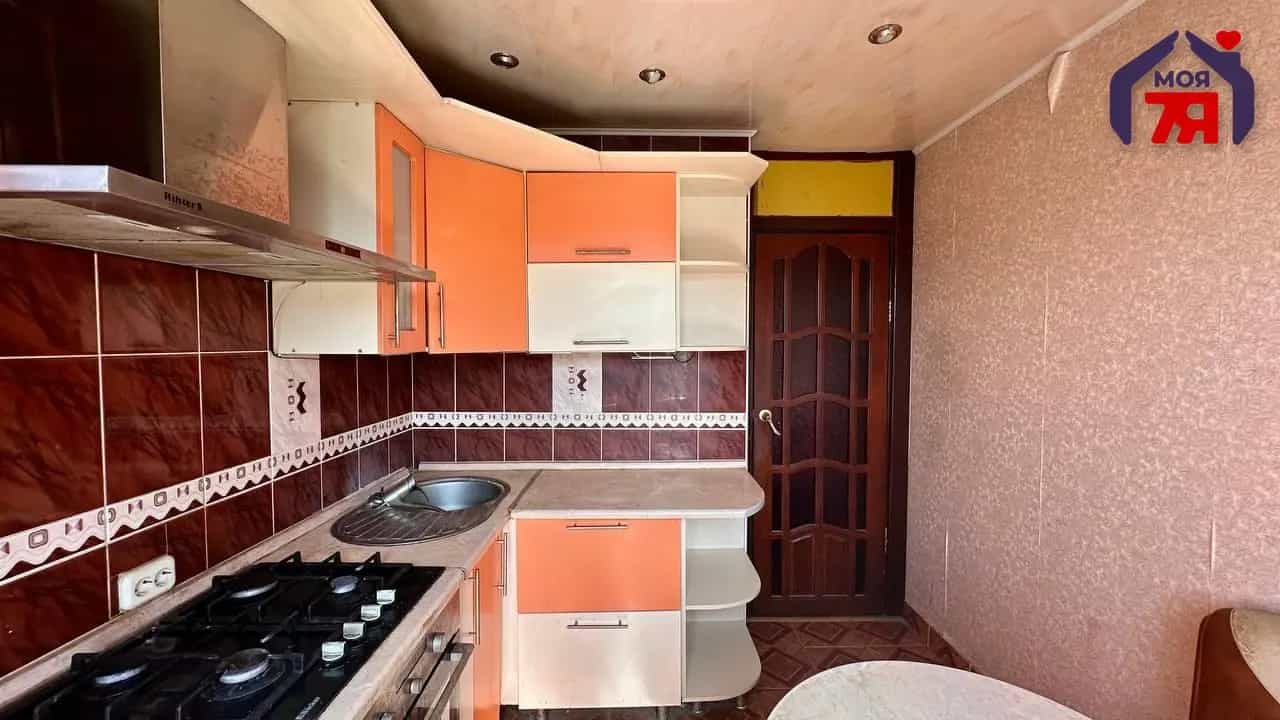 Беларусь, Минская область, Солигорск, улица Ленина, 10Б, фото 3