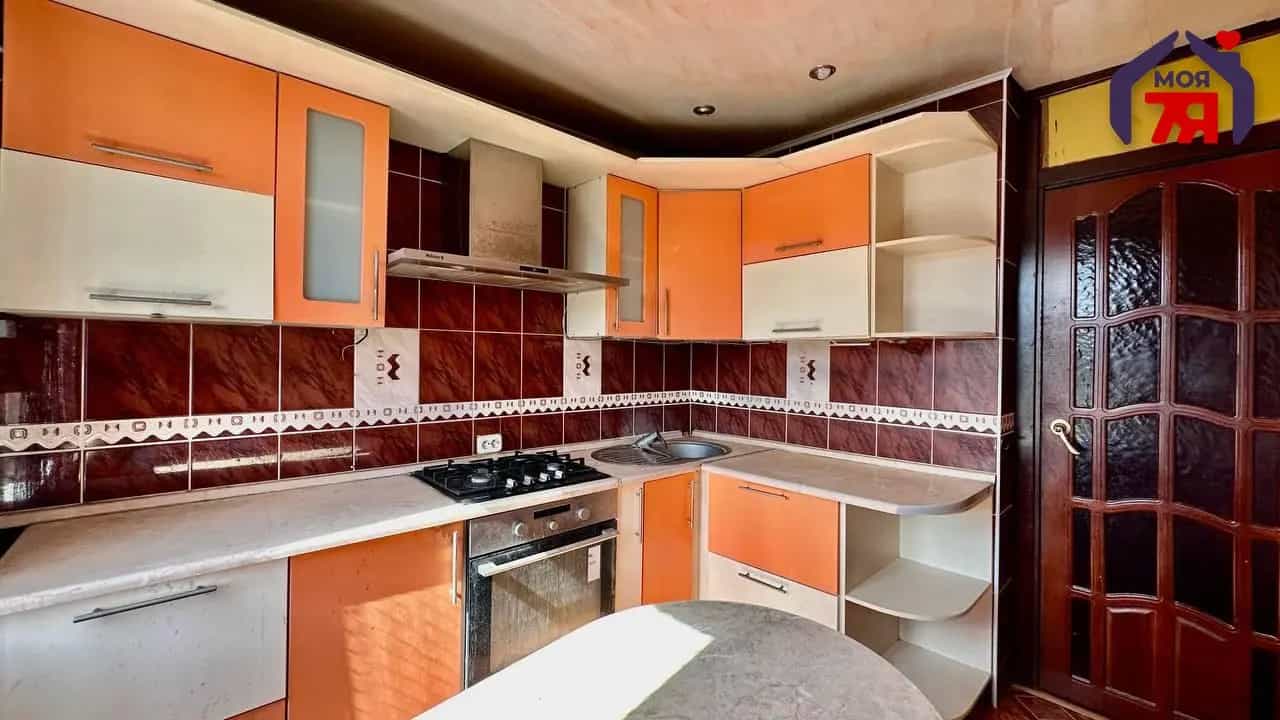 Беларусь, Минская область, Солигорск, улица Ленина, 10Б, фото 4