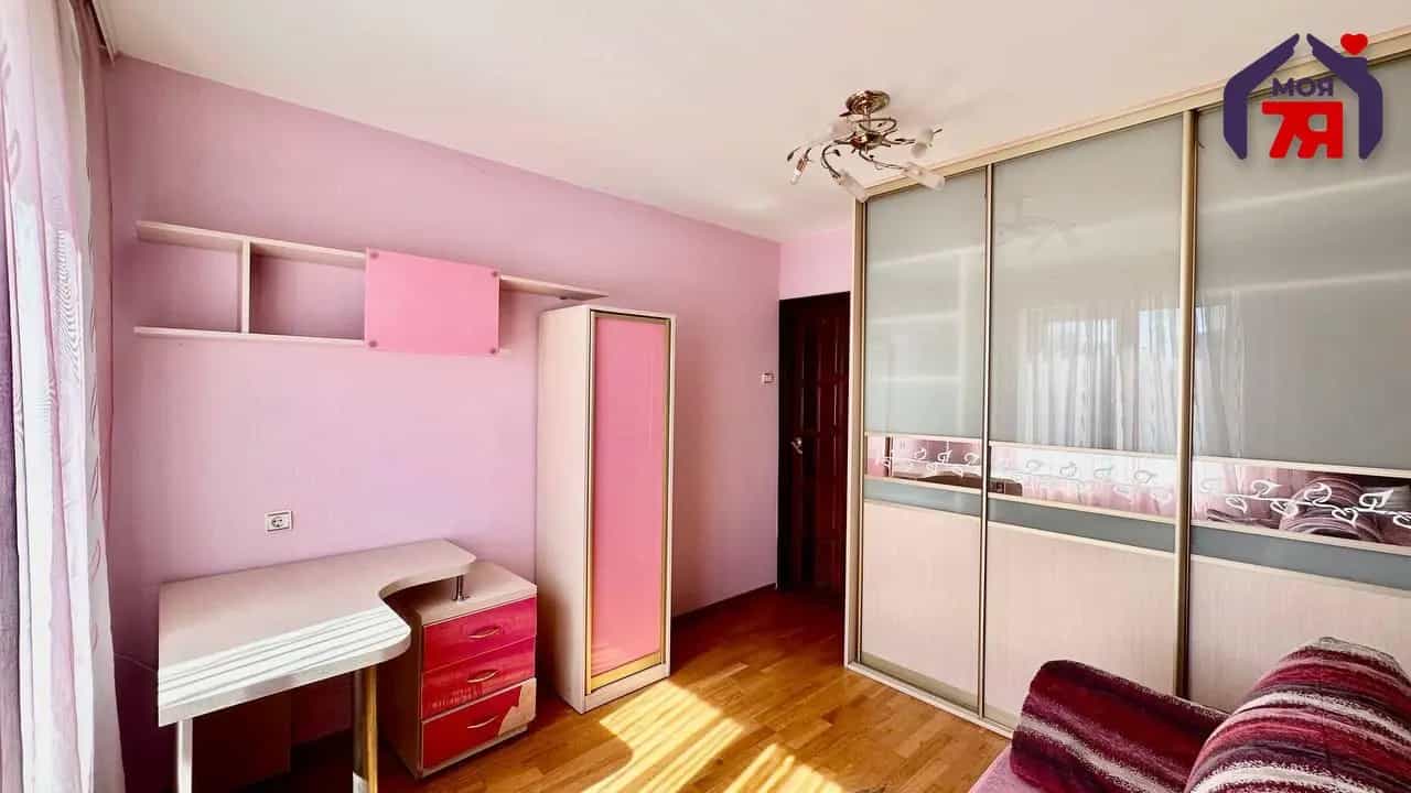 Беларусь, Минская область, Солигорск, улица Ленина, 10Б, фото 6