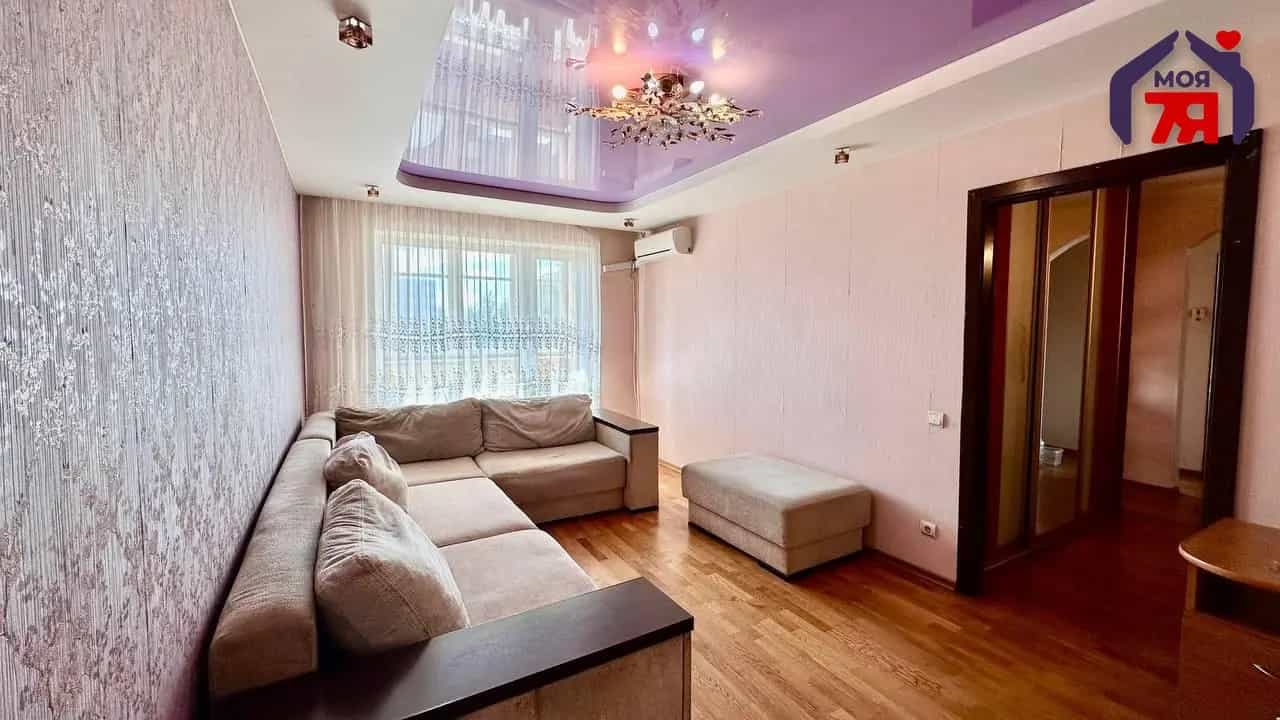 Беларусь, Минская область, Солигорск, улица Ленина, 10Б, фото 11