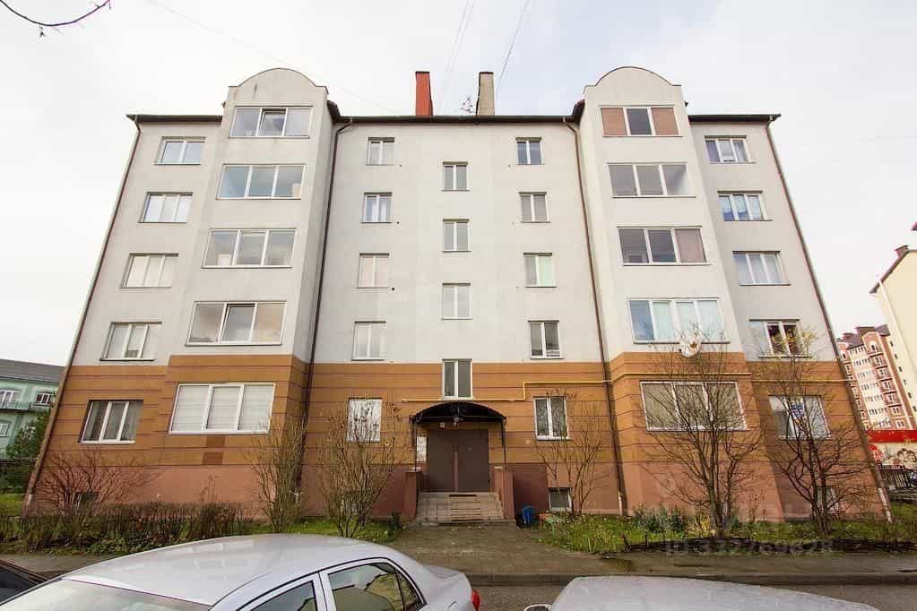 Россия, Калининград, улица Виктора Гакуна, 2, фото 35