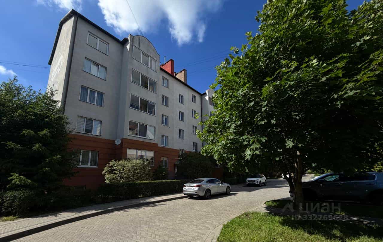 Россия, Калининград, улица Виктора Гакуна, 2, фото 36