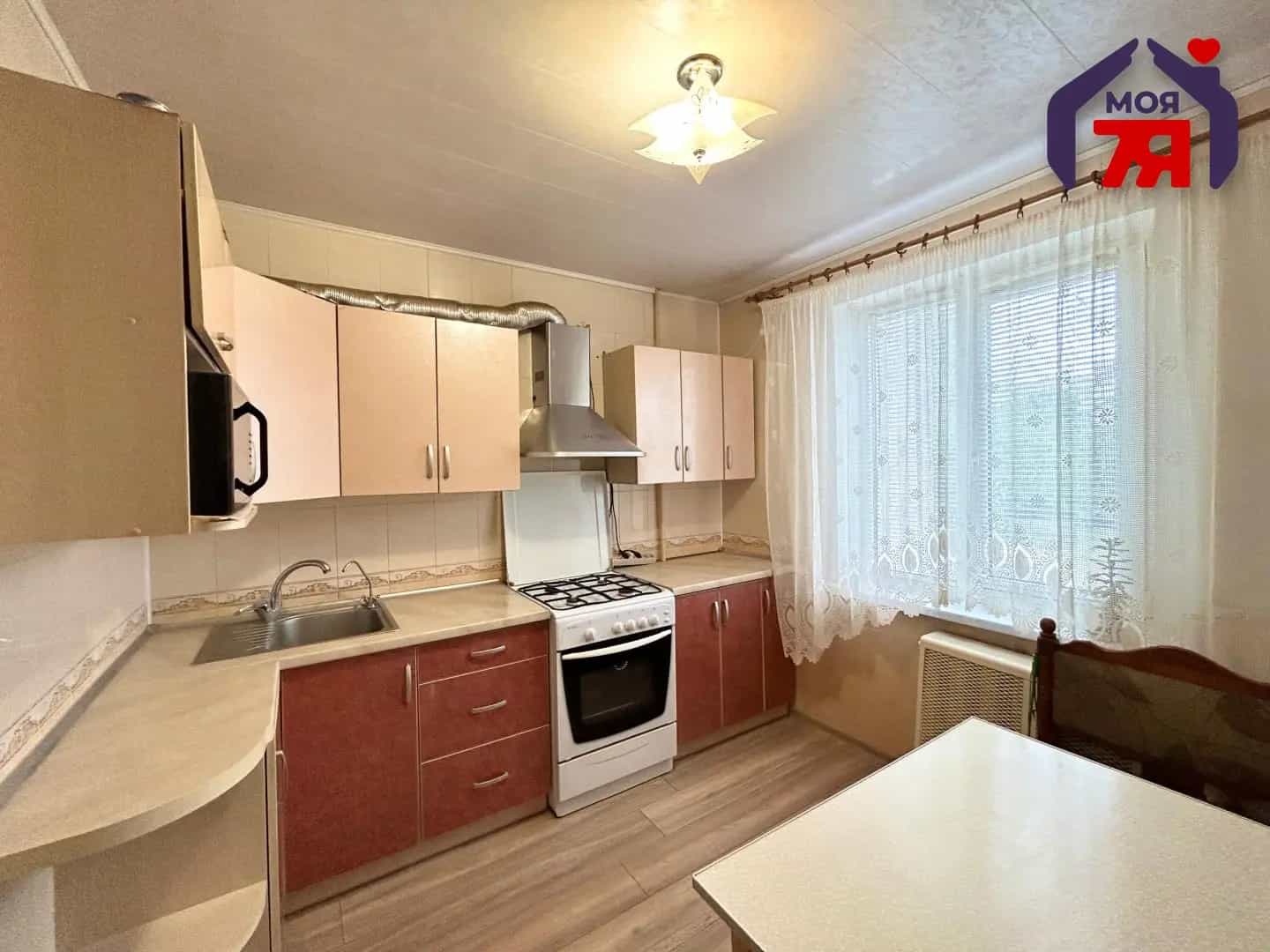 Беларусь, Минская область, Солигорск, Молодёжная улица, 1, фото 6