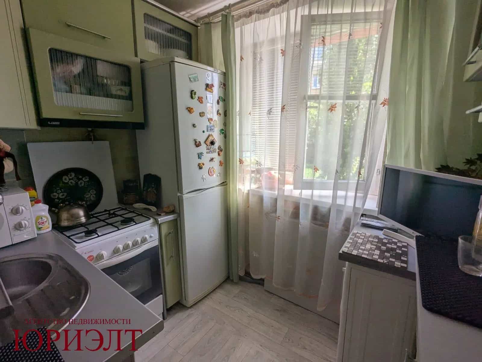 Беларусь, Брест, улица Брестских Дивизий, 22, фото 5