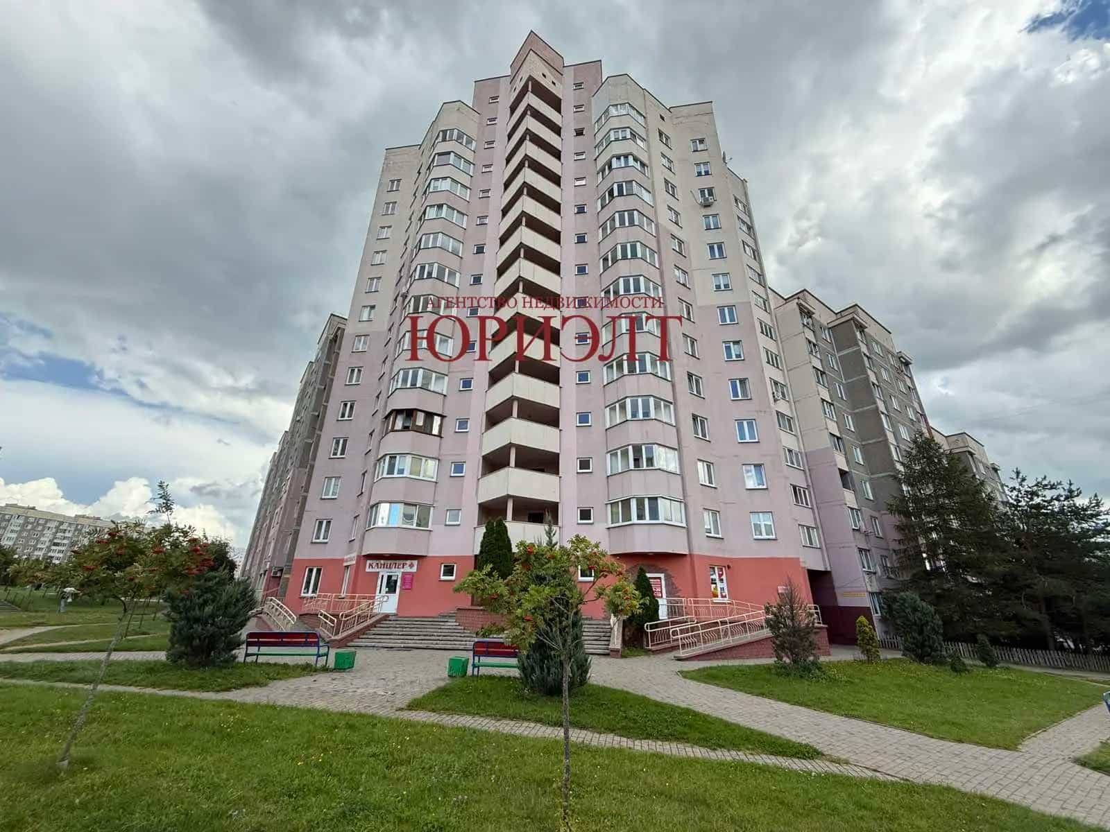 Беларусь, Гродно, улица Кабяка, 10