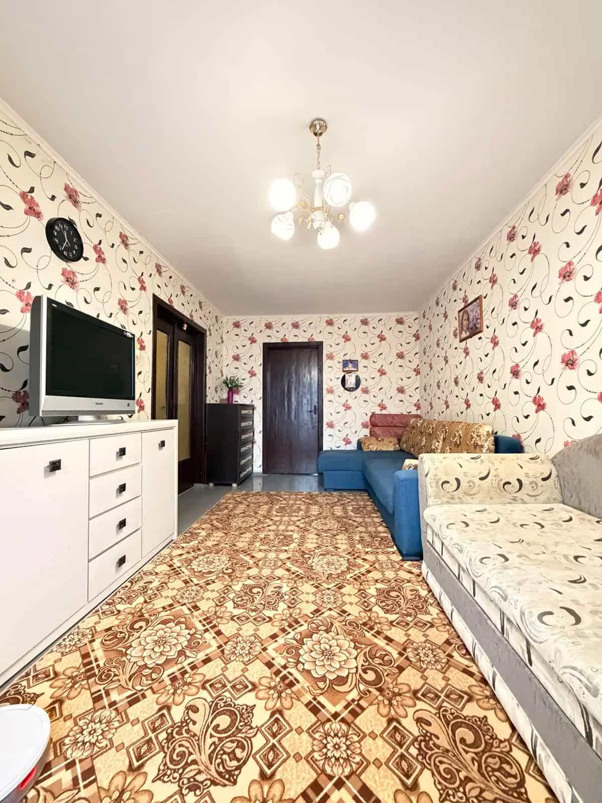 Беларусь, Минская область, Солигорск, Парковая улица, 8