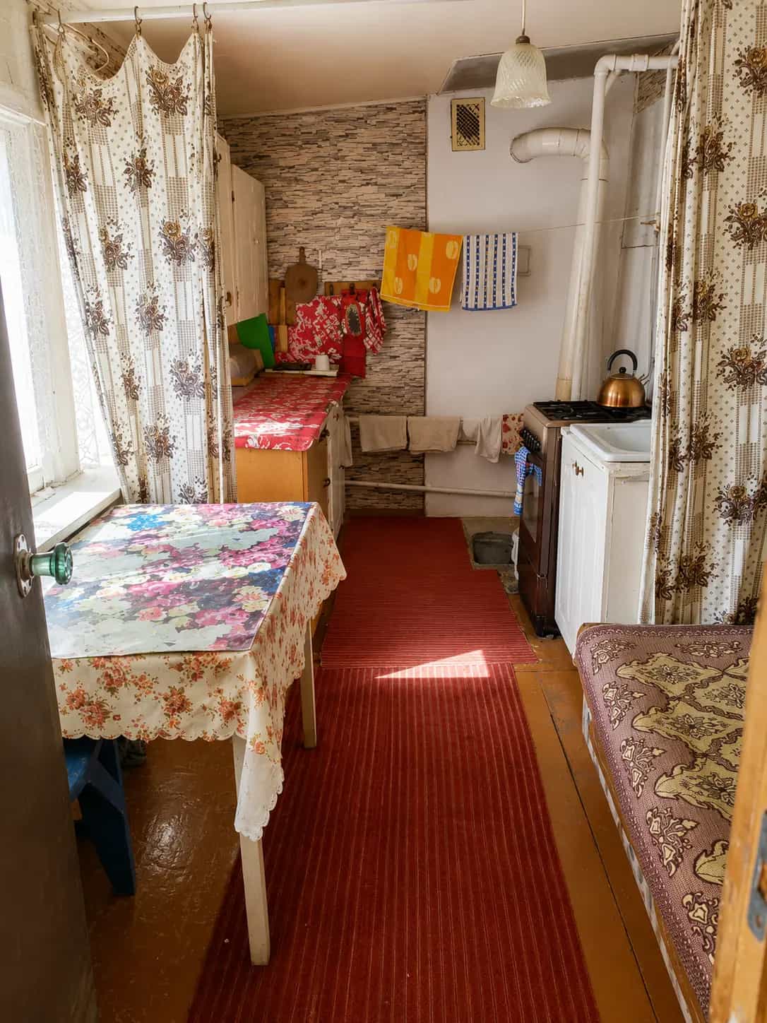 Беларусь, Минская область, Червенский район, Смиловичский сельсовет, городской посёлок Смиловичи, улица Максима Горького, 10, фото 8