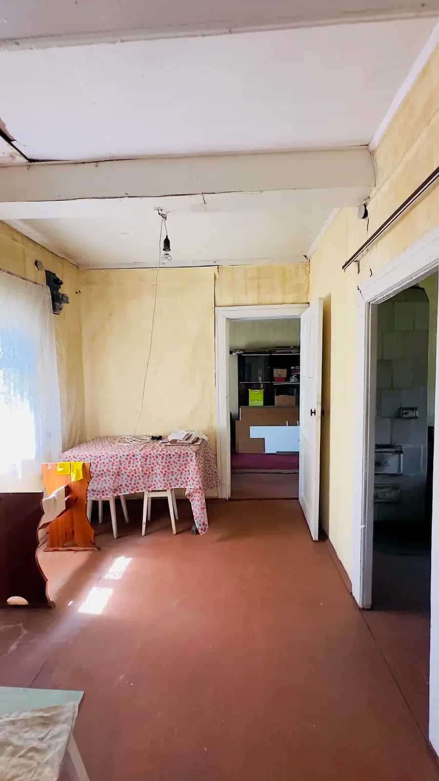 Беларусь, Минская область, Слуцк, улица 1 Августа, 33, фото 6