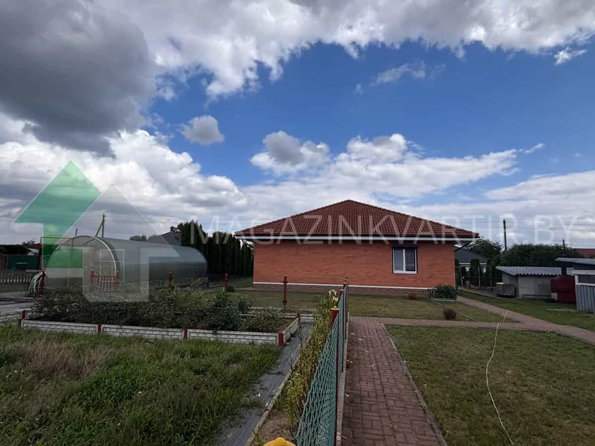 Беларусь, Брестский район, агрогородок Чернавчицы, улица Сикорского, 25, фото 2