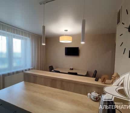 Беларусь, Брест, улица Героев Обороны Брестской Крепости, 37А, фото 9