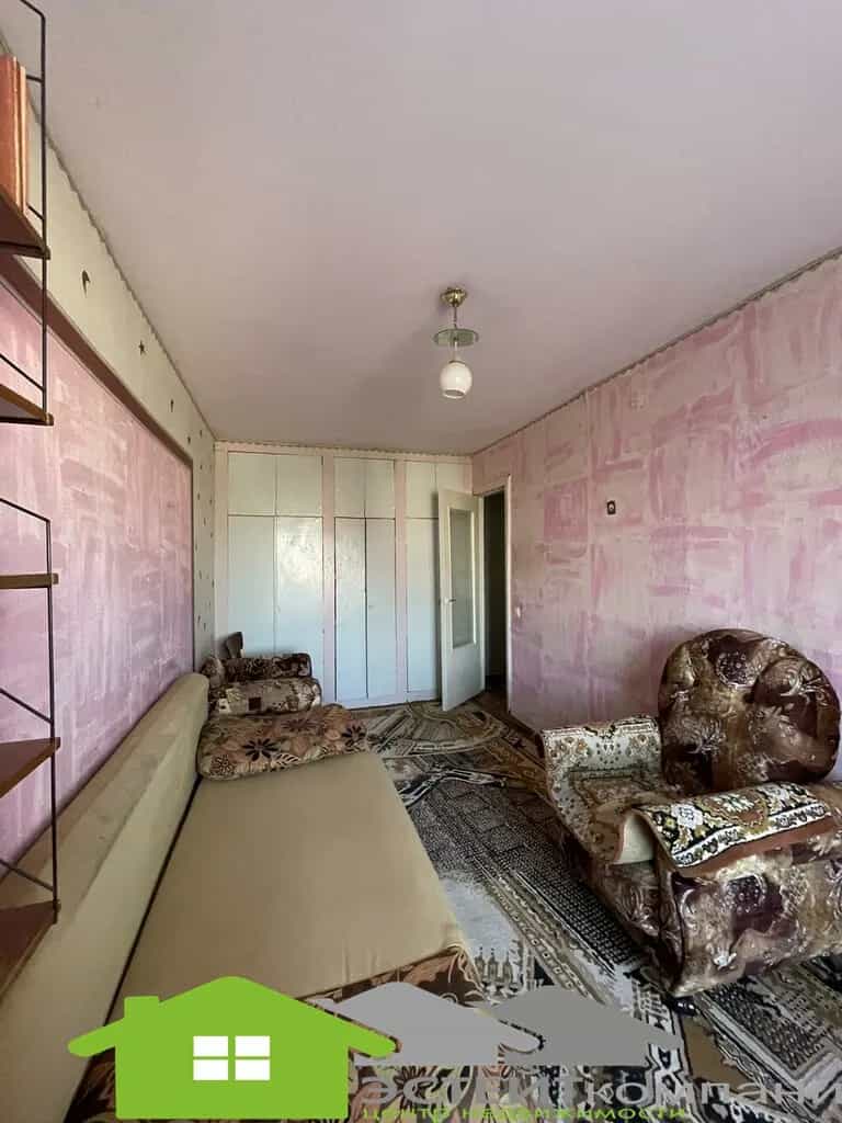 Беларусь, Гродненская область, Новогрудок, улица Мицкевича, 24