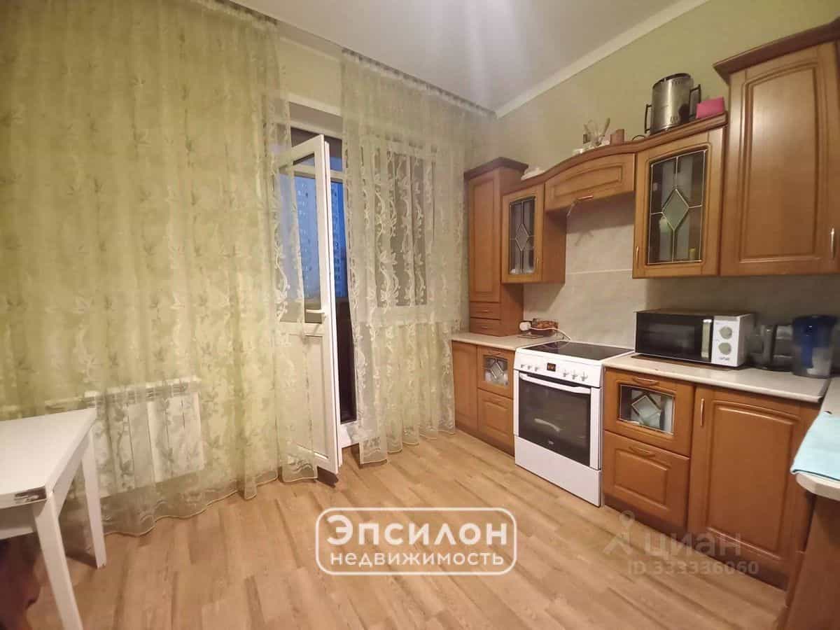 Россия, Курск, проспект Вячеслава Клыкова, 16, фото 5