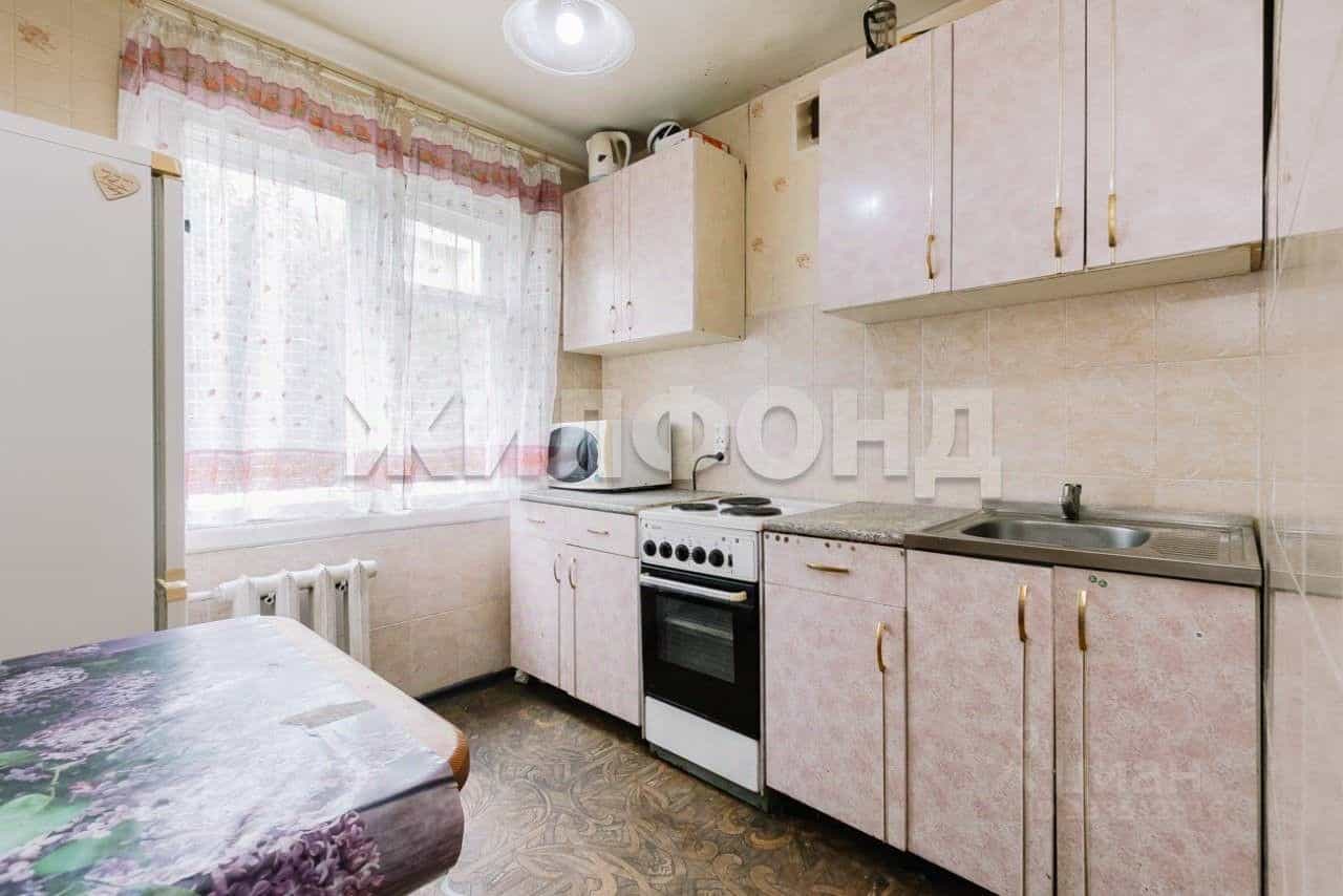 Россия, Новосибирск, улица Ленина, 71А, фото 16