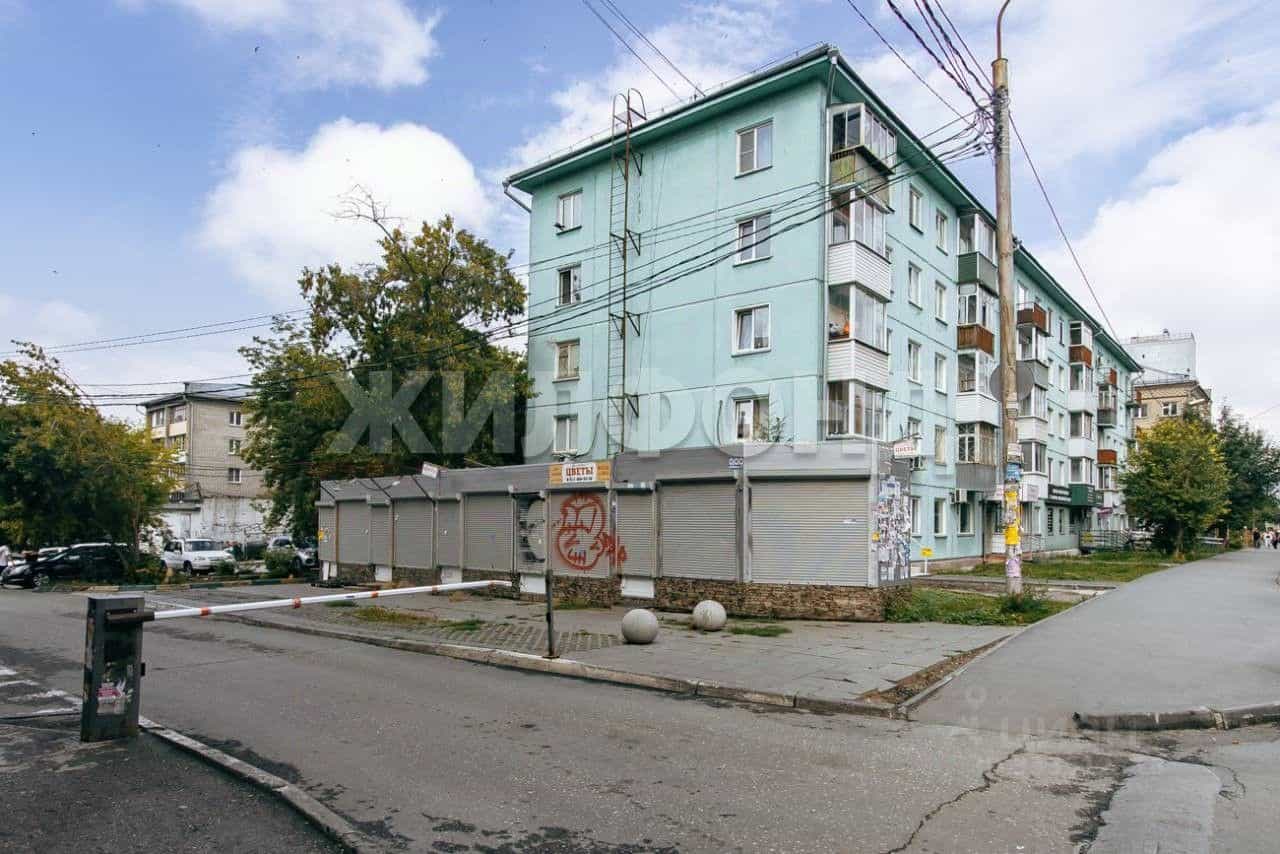 Россия, Новосибирск, улица Ленина, 71А, фото 23