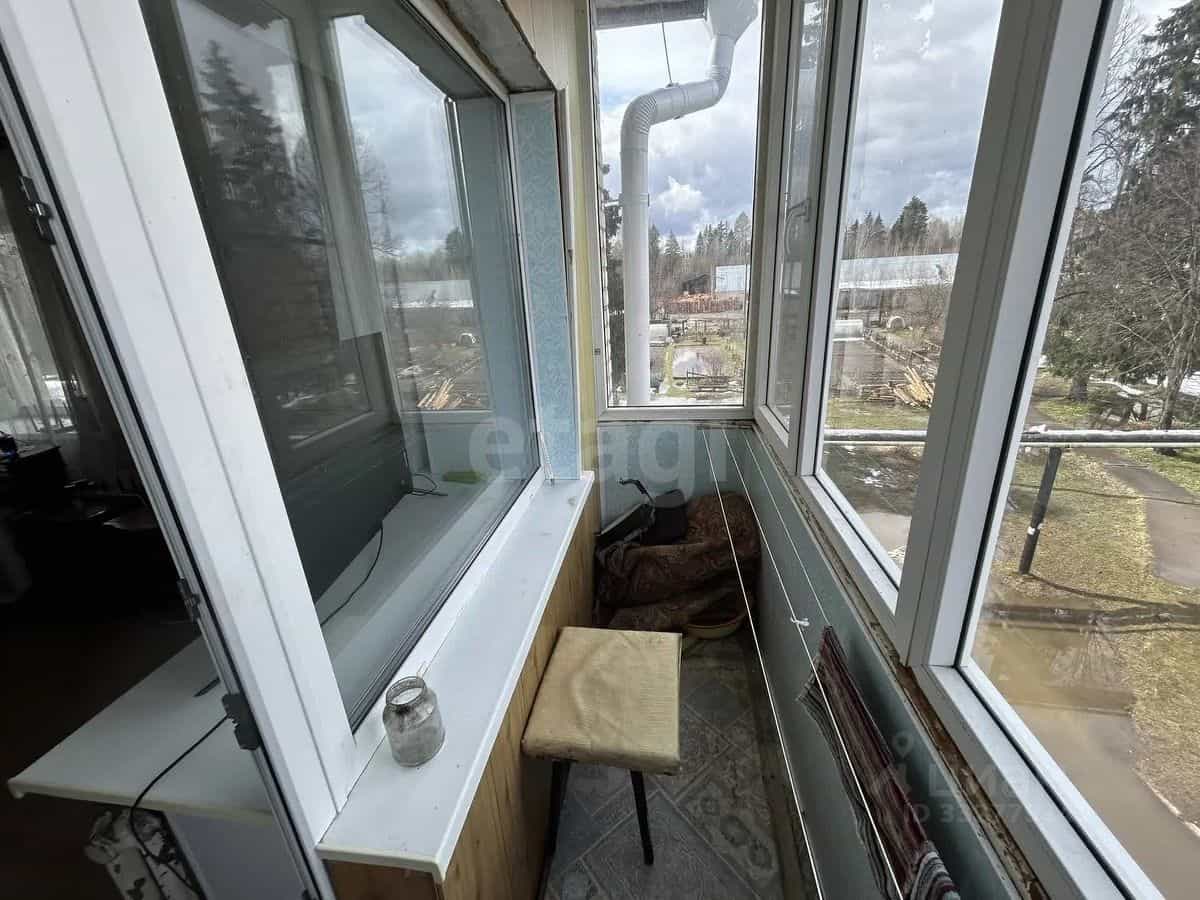 Россия, Республика Марий Эл, Медведевский район, городское поселение Краснооктябрьский, посёлок городского типа Краснооктябрьский, Лесозаводская улица, 9