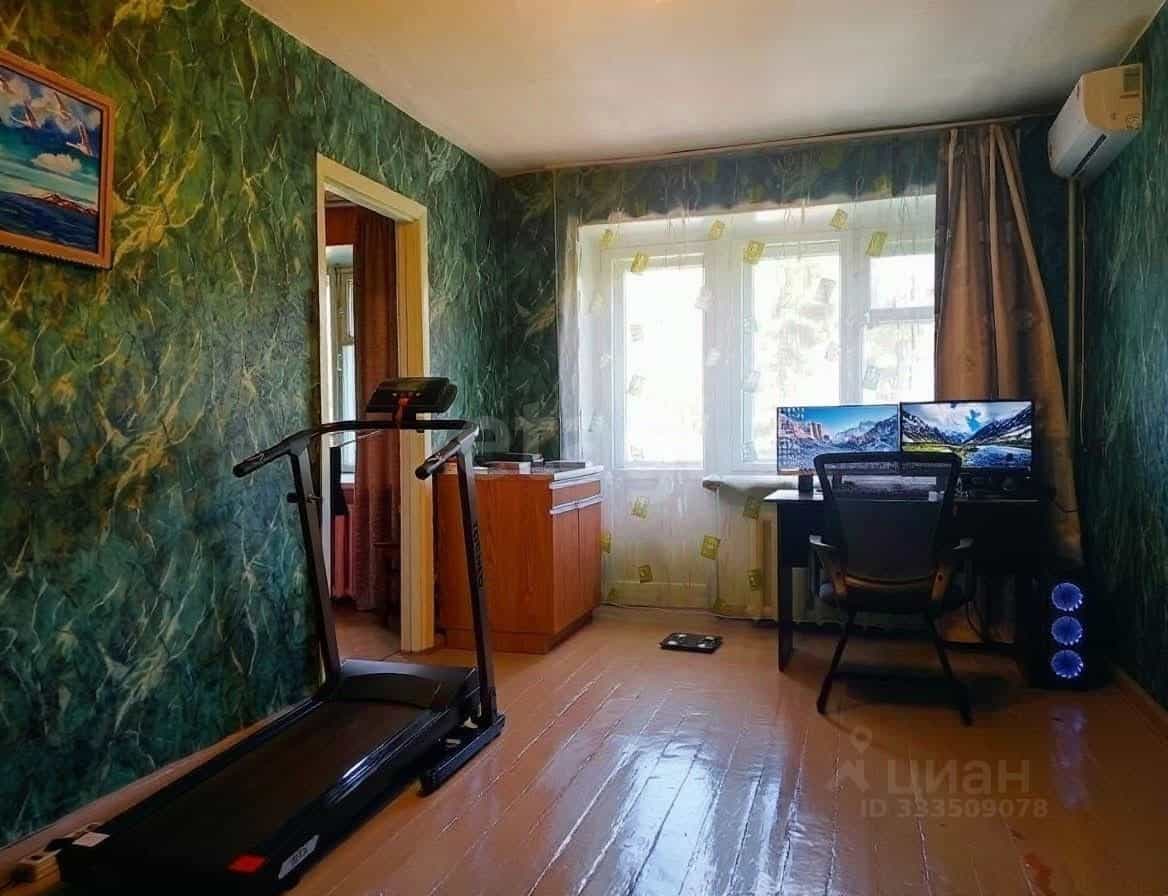 Россия, Кемеровская область — Кузбасс, Новокузнецк, улица Тореза, 12, фото 2