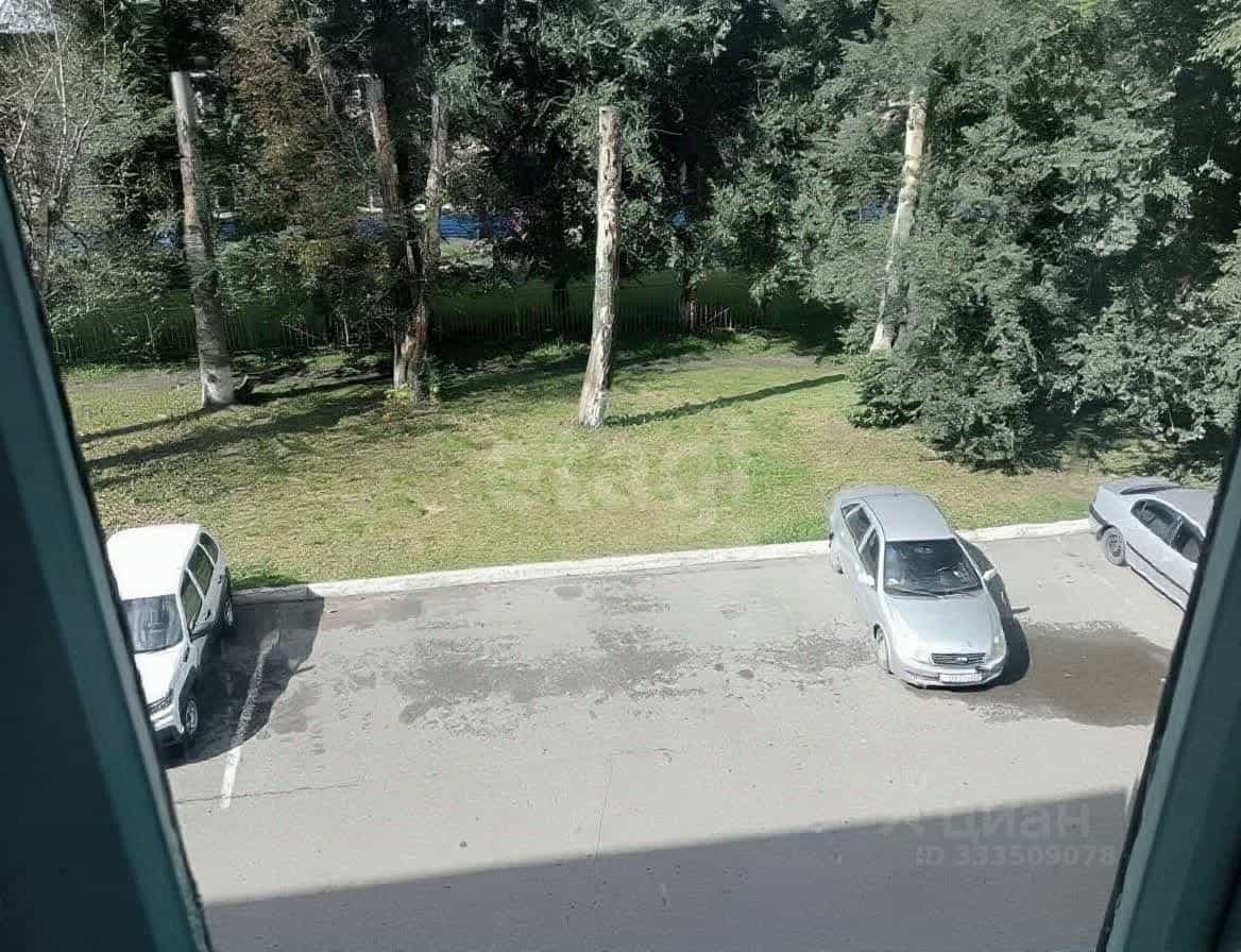 Россия, Кемеровская область — Кузбасс, Новокузнецк, улица Тореза, 12, фото 4