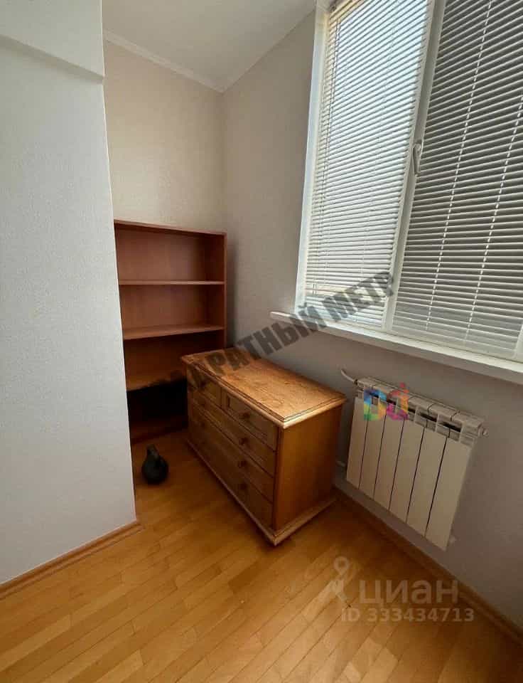 Россия, Республика Калмыкия, Элиста, улица А. Сусеева, 24, фото 8