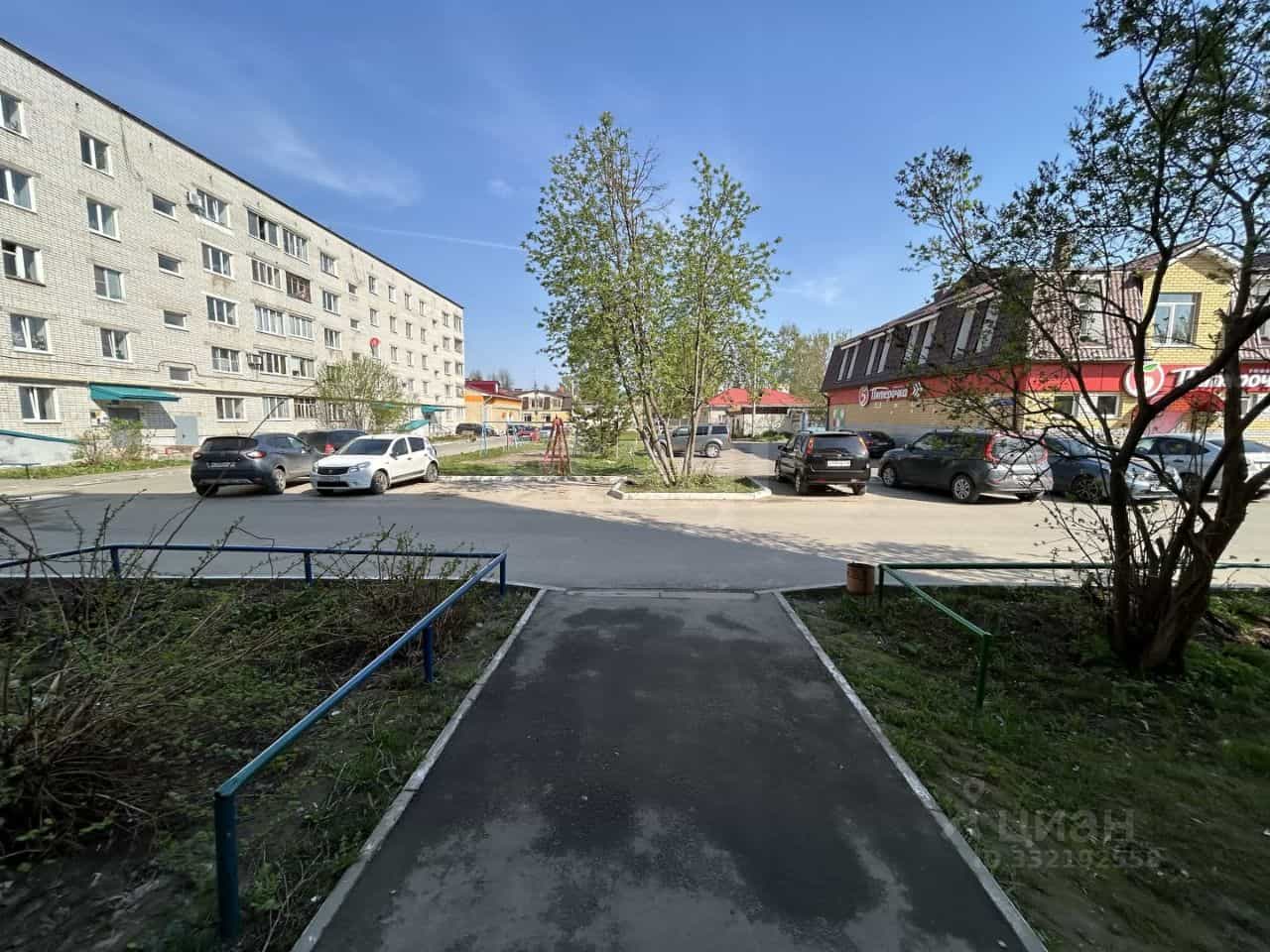Россия, Республика Марий Эл, городское поселение Медведево, посёлок городского типа Медведево, Комсомольская улица, 38, фото 10