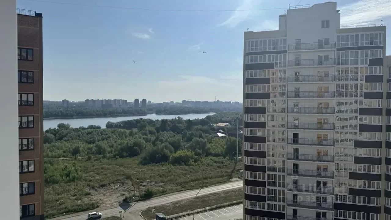 Россия, Омск, улица Б.Г. Шаронова, 31, фото 2