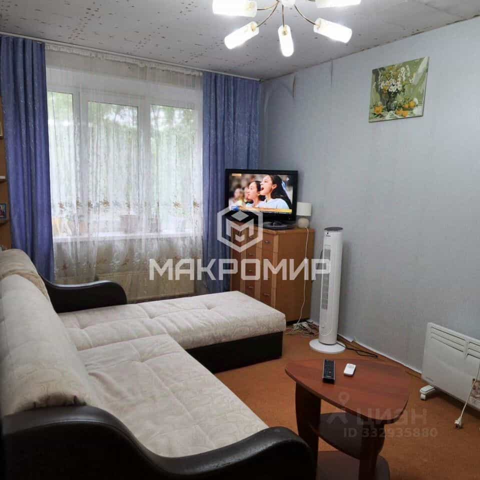 Россия, Ханты-Мансийский автономный округ — Югра, Сургут, улица Маяковского, 24, фото 9