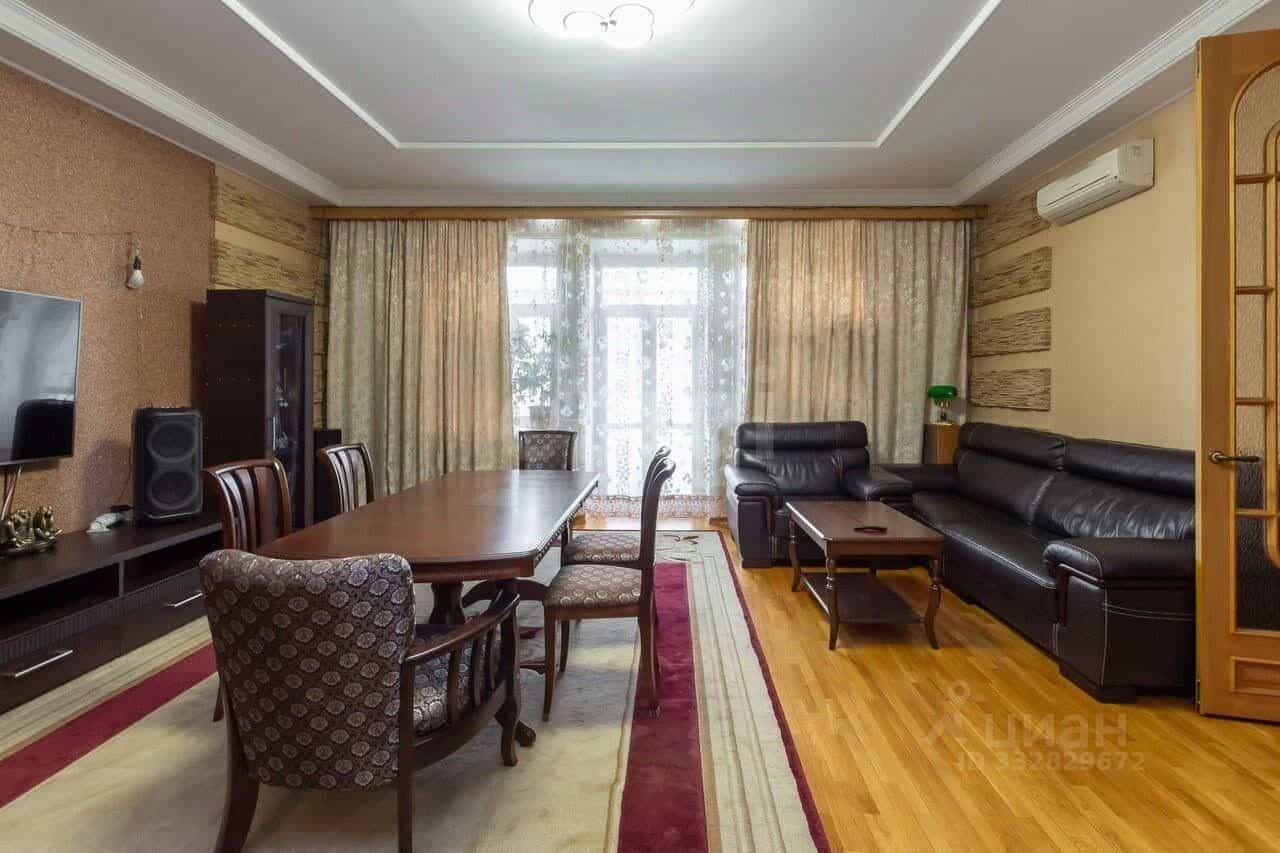 Россия, Алтайский край, Барнаул, Социалистический проспект, 38