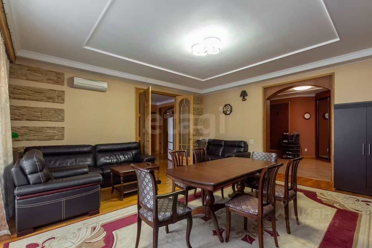Россия, Алтайский край, Барнаул, Социалистический проспект, 38, фото 3