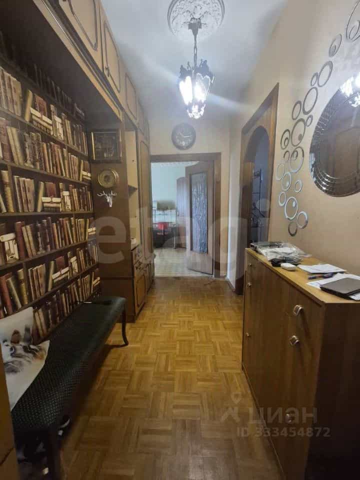 Россия, Белгород, улица Губкина, 25, фото 10