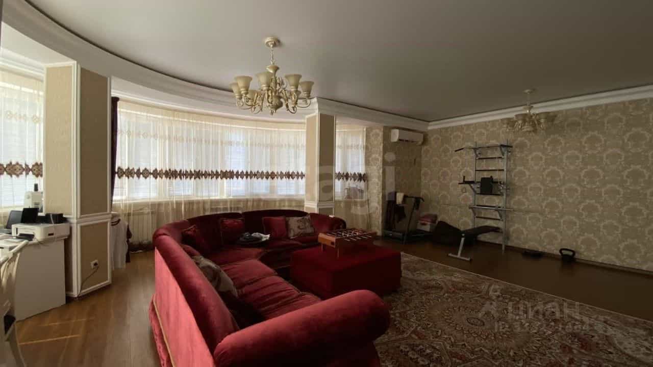 Россия, Республика Дагестан, Махачкала, улица Каримова, 19, фото 5