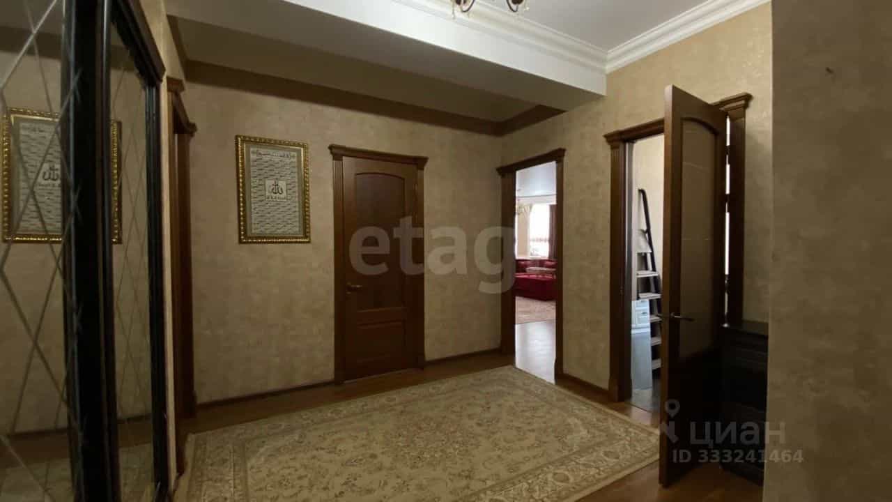 Россия, Республика Дагестан, Махачкала, улица Каримова, 19, фото 9