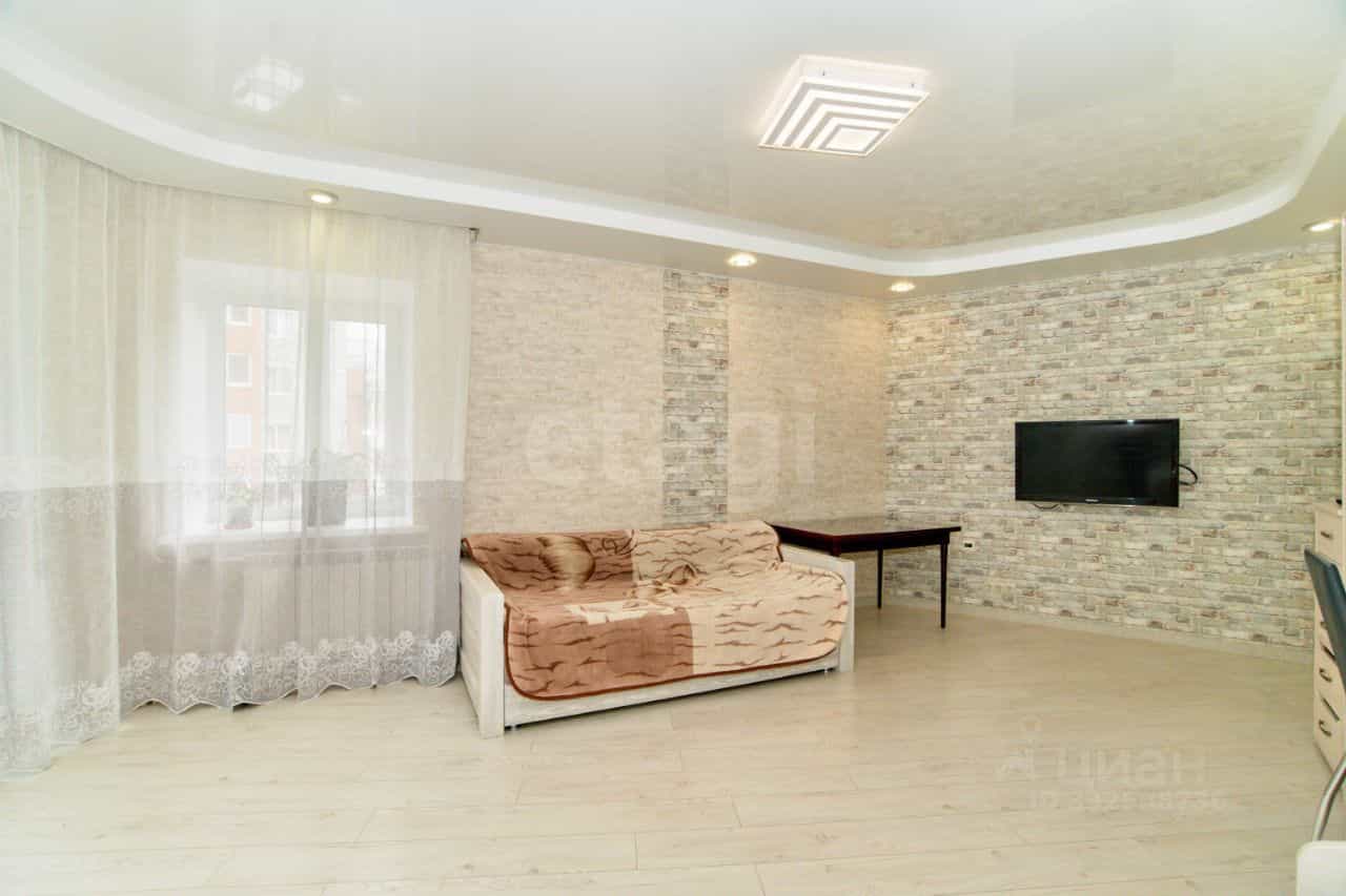 Россия, Томск, улица Ивана Черных, 115Б, фото 3