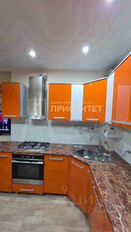 Россия, Республика Саха (Якутия), Якутск, улица Богдана Чижика, 27/1, фото 4