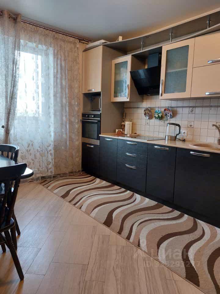 Россия, Новосибирск, улица Державина, 92/3, фото 3