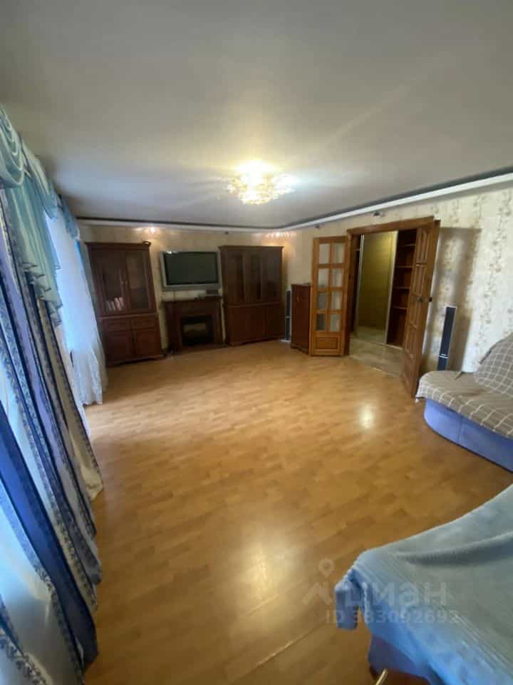Россия, Республика Марий Эл, Йошкар-Ола, улица Свердлова, 49, фото 4