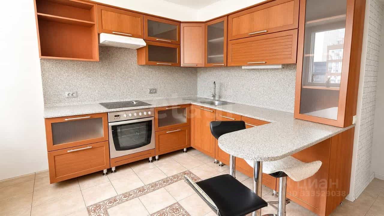 Россия, Тюмень, улица 50 лет Октября, 3