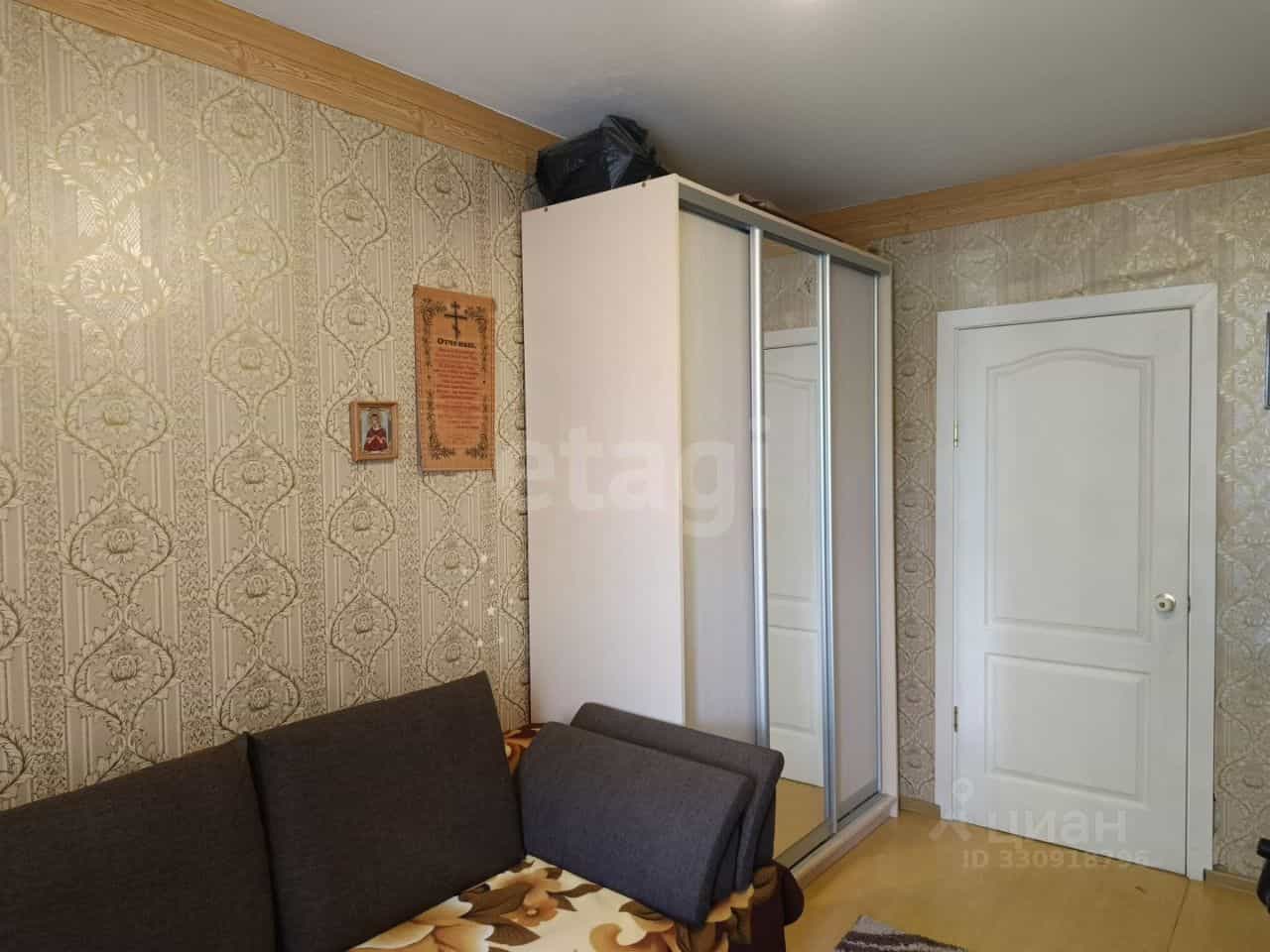 Россия, Псковская область, Остров, Пригородная улица, 16, фото 8
