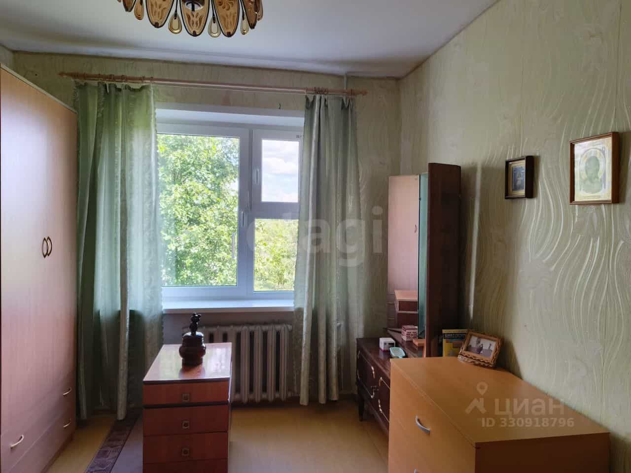 Россия, Псковская область, Остров, Пригородная улица, 16, фото 14