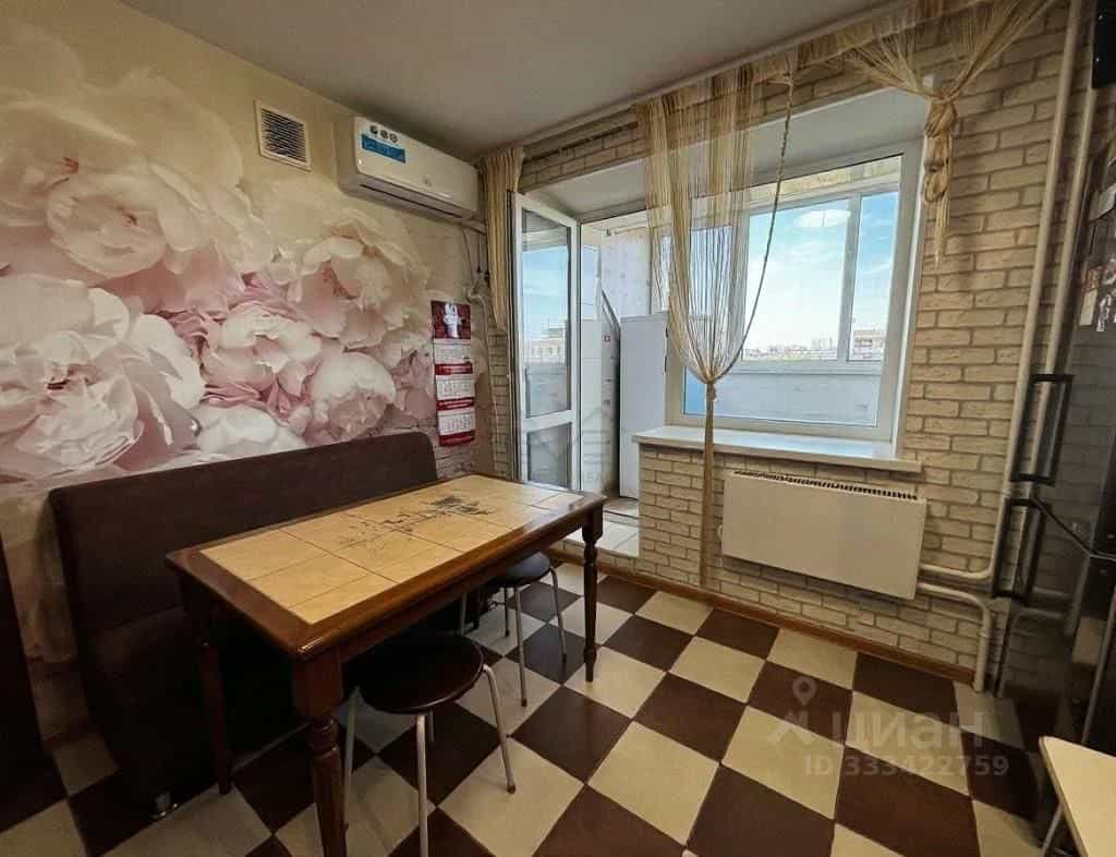 Россия, Саратовская область, Энгельс, улица Ломоносова, 18, фото 16