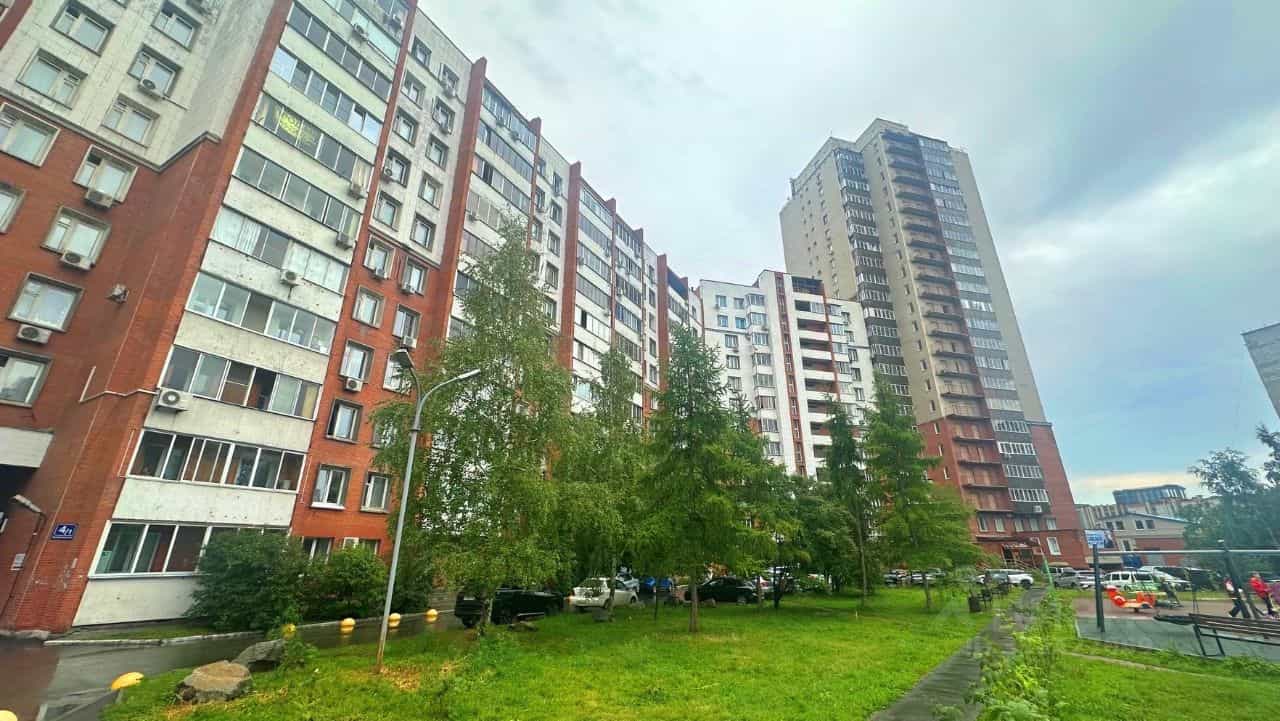 Россия, Новосибирск, Серебренниковская улица, 4/1, фото 2