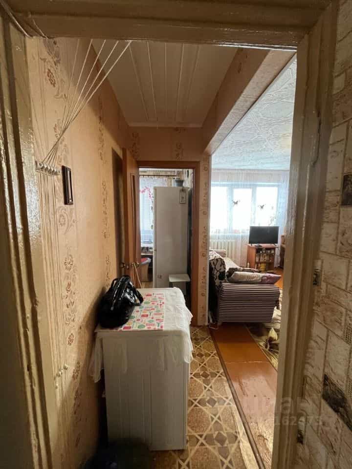 Россия, Оренбургская область, посёлок Комаровский, улица Комарова, 5, фото 3